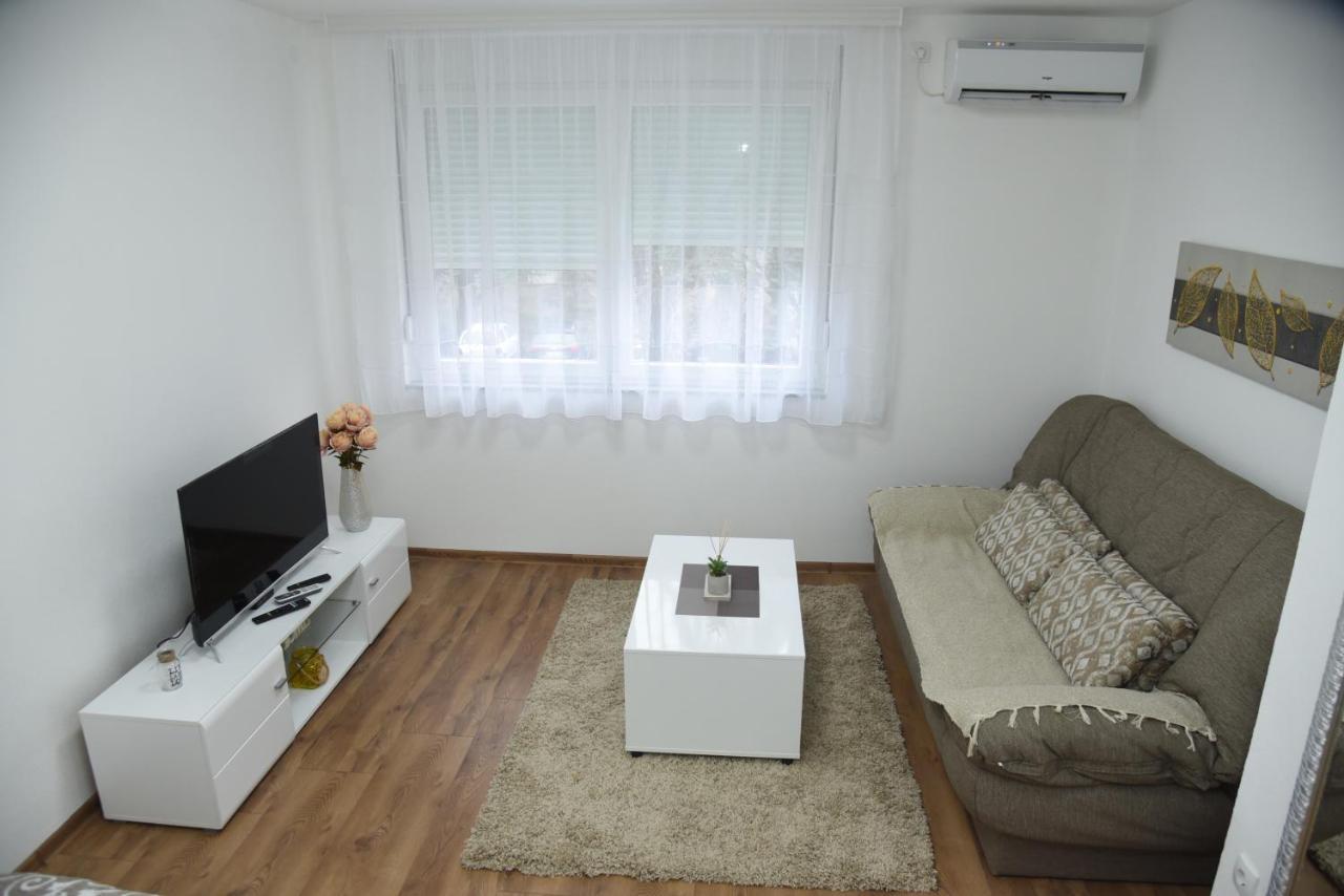 Apartmani Sofronic Loznica 1 Luaran gambar