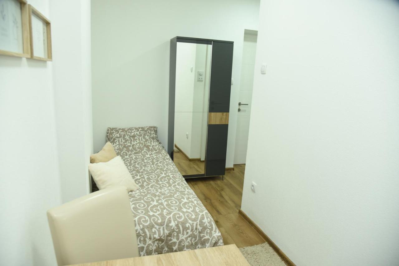 Apartmani Sofronic Loznica 1 Luaran gambar