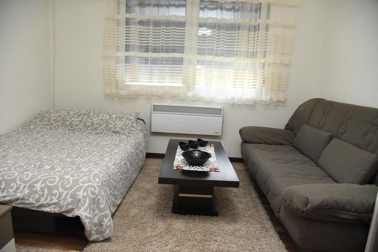 Apartmani Sofronic Loznica 1 Luaran gambar